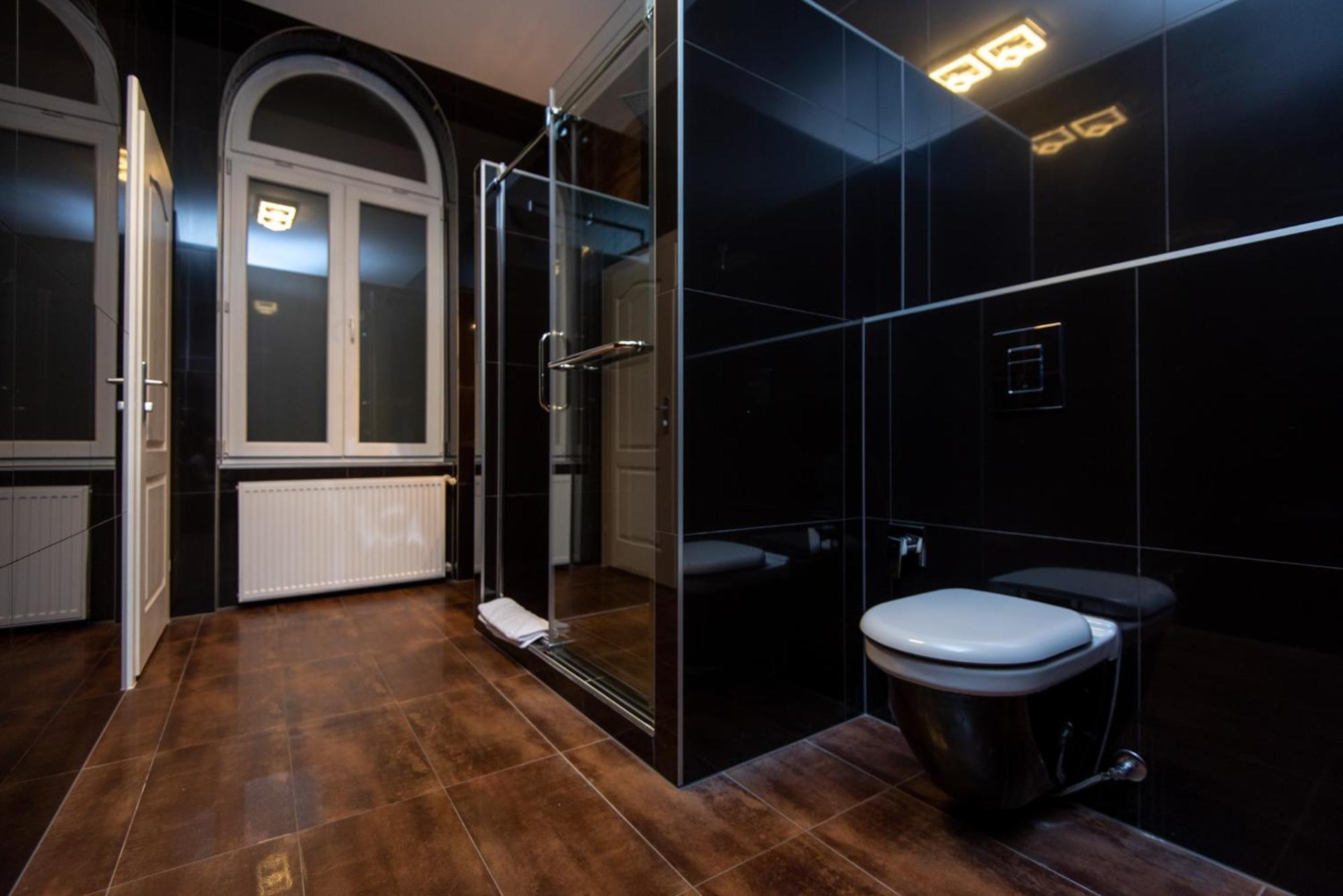 Main Street Suites Сараєво Екстер'єр фото