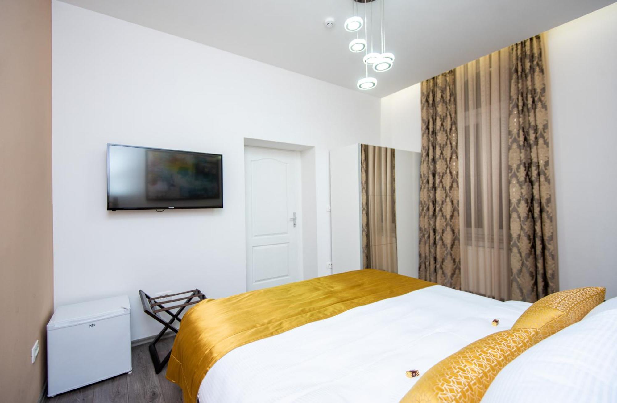 Main Street Suites Сараєво Екстер'єр фото